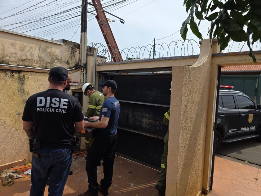 DISE fecha laboratório de drogas e prende suspeito