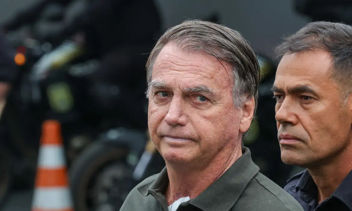 ​O ex-presidente Jair Bolsonaro (PL) foi preso preventivamente hoje pela Polícia Federal.