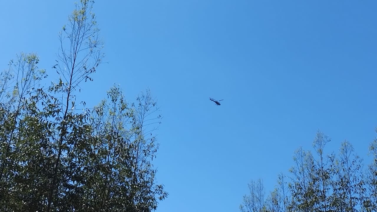 Suspeita de roubo revela refinaria de drogas em residência