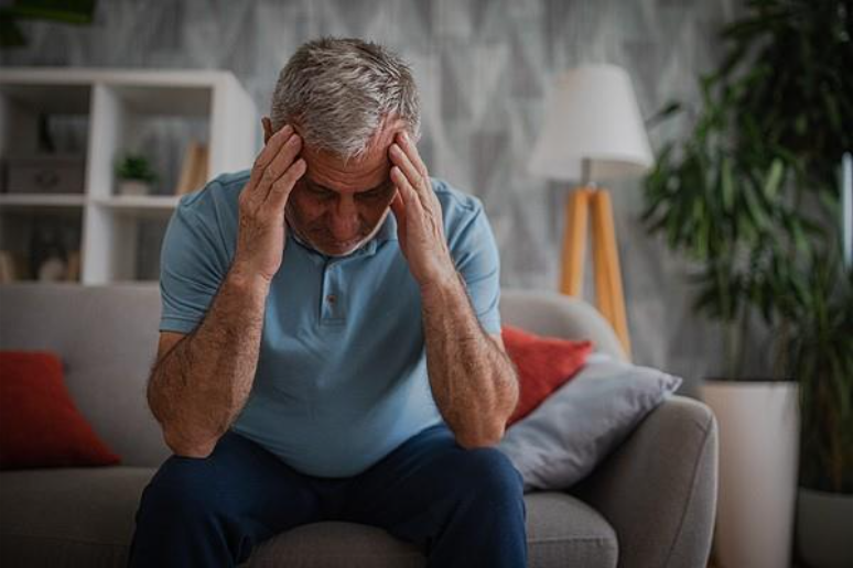 Setembro Amarelo: saúde mental dos idosos exige atenção especial e rede de apoio